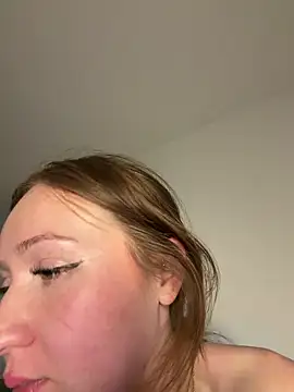 FreyasTimee 现场XXX聊天