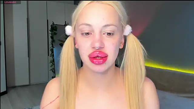 Luna_BeverlyのライブXXXチャット