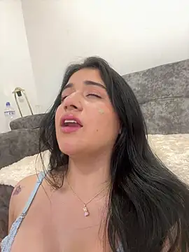 KallyMyller1のライブXXXチャット