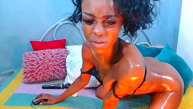 AvaOceanのライブXXXチャット