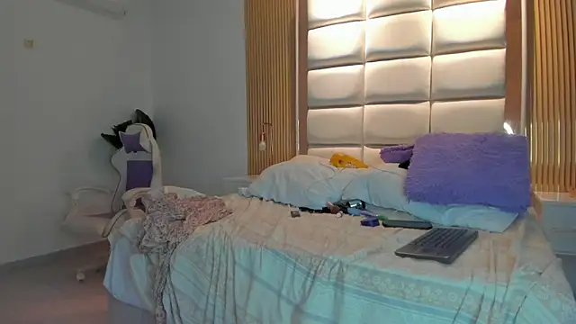 Taylor_Royal_ webkamerás műsora