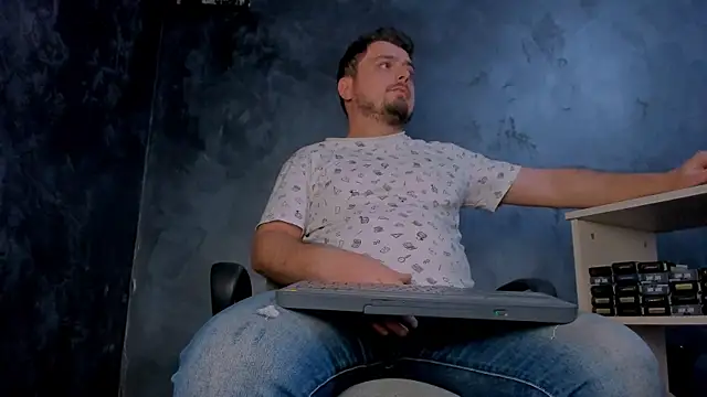 Chatroom XXX en direct de Master_Mark_Wayne