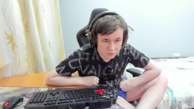 Chat +18 de iliaskrislove ao vivo