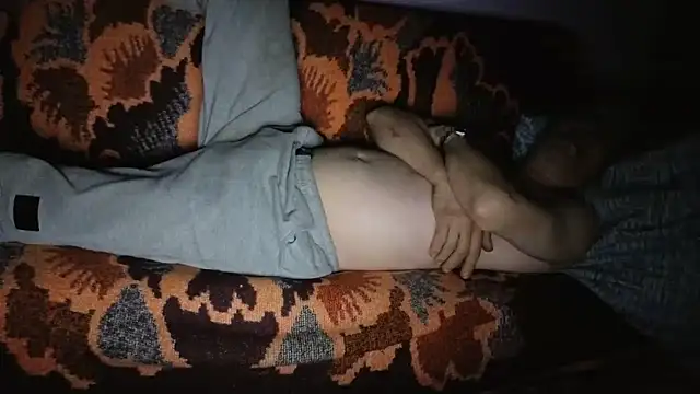 loverboyxxx69 网络视讯表演