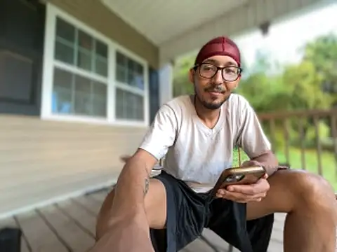 ThrowedWorldWide: онлайн-секс-чат