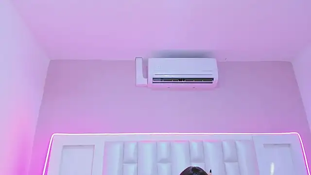 Liia_CollinsのライブXXXチャット