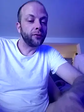 Show modela CoppiaGaya na web-kameri