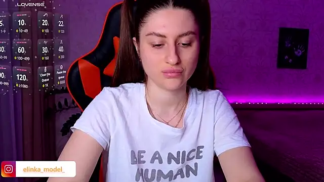 Živý XXX chat Elishka_