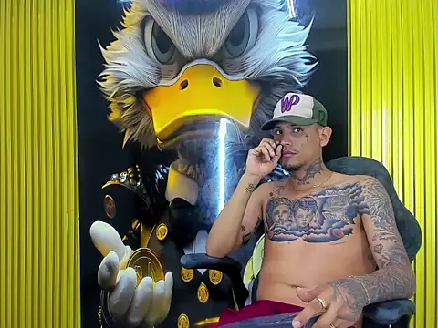 Winsord_Bigcock Webcam Show