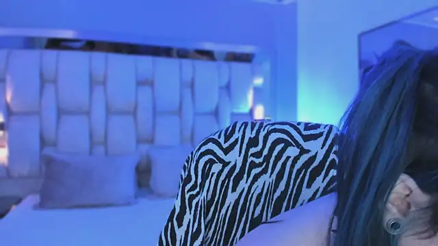 Chat XXX en directo de revenmiller_