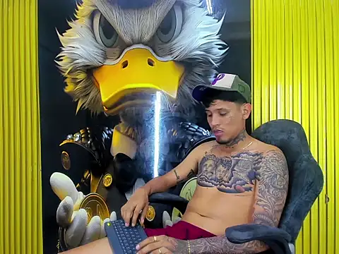 Winsord_Bigcock webcam show