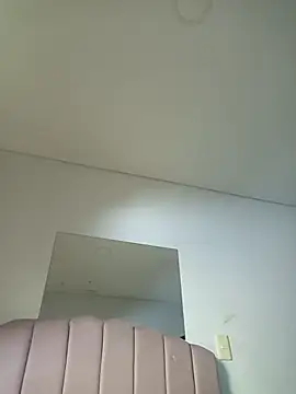 Juliana__lx élő XXX-chatje