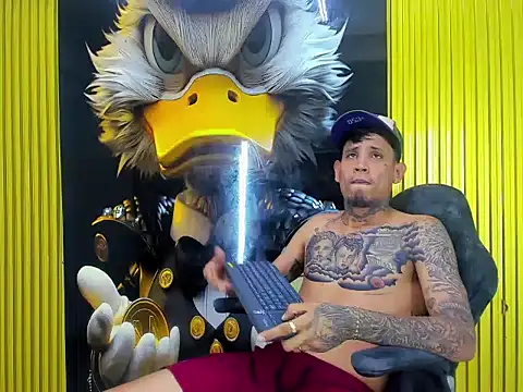 Winsord_Bigcock Webcam Show