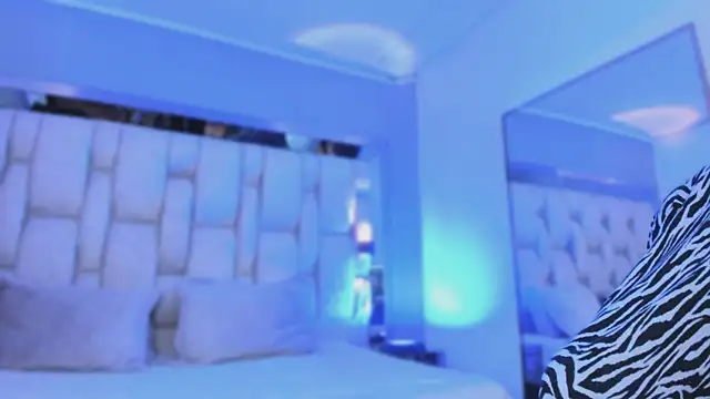 Chat XXX en directo de revenmiller_