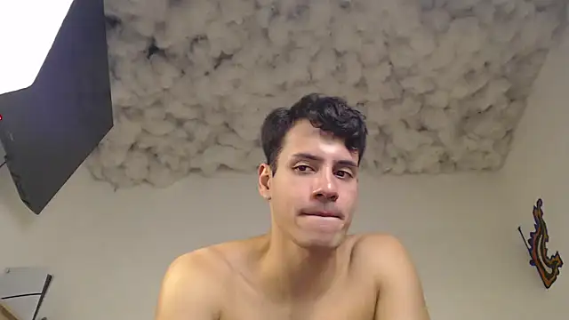 andrestorres20 Show Webcam