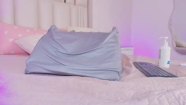 alanarose18 现场XXX聊天