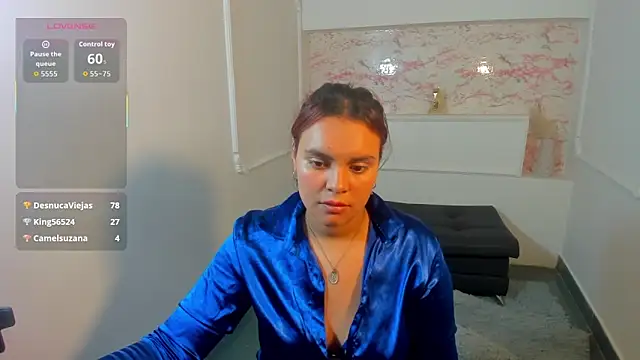 Ninablaze1's Live XXX Chat