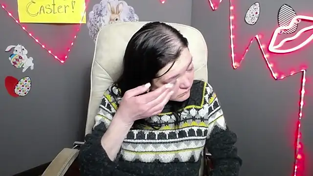 LauraFinn's Live XXX Chat