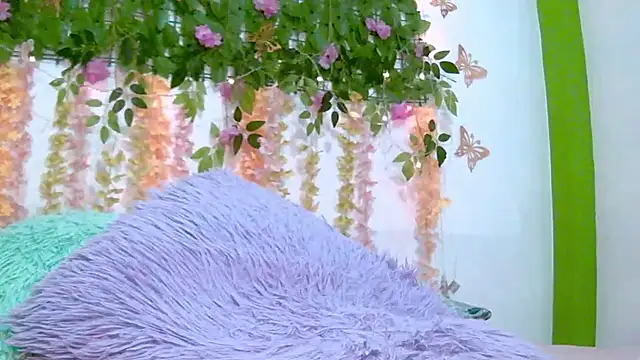 Crysrus' Live XXX Chat