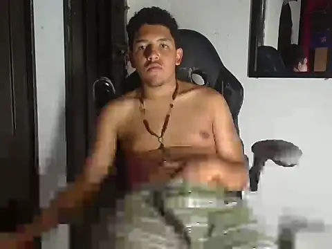 Pokazy przed kamerką – simonchacalxl