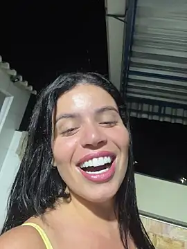 Show de Rafaellaz na webcam