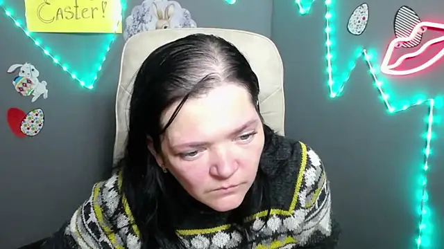 LauraFinn Adlı Modelin Canlı XXX Sohbeti