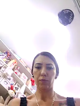 LunaZambrano Chat XXX live