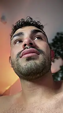 juancho_hairy webkamerás műsora