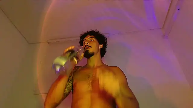 milkoffe Adlı Modelin Web Kamerası Şovu