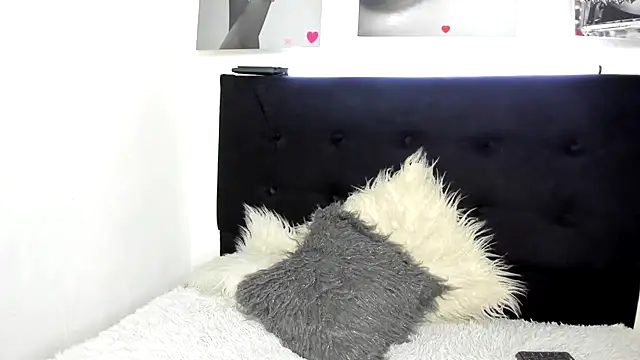 LinaBrowm live XXX chat