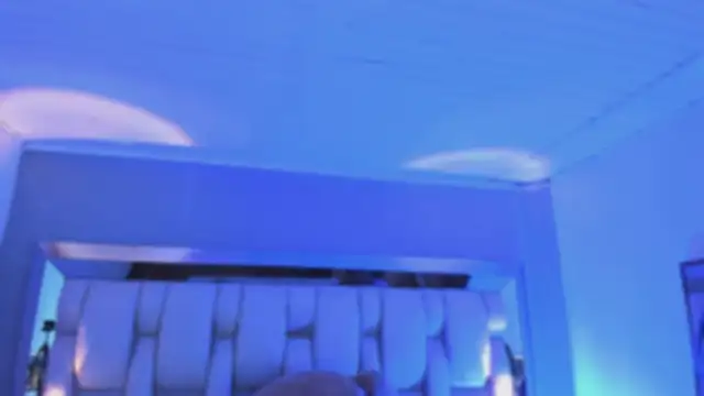 revenmiller_ live XXX chat