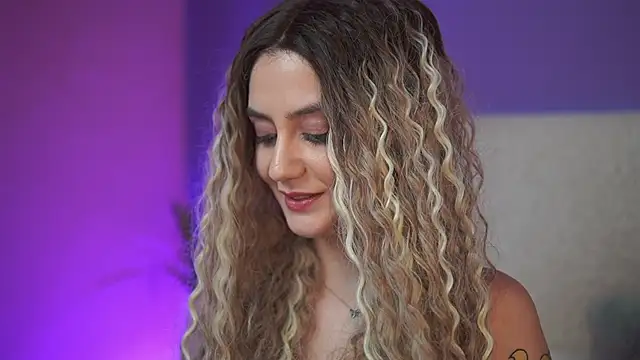 Chat +18 de SabrinaHope ao vivo