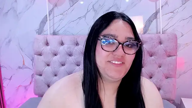 Chat +18 de Camiila_Osorio ao vivo