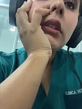 Noa_Harper- – Live XXX-chat