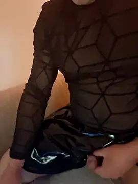 Mika-x1 webkamerás műsora