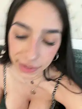 LoveLillyy Live XXX-Chat