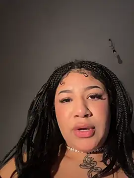 Chat +18 de SashaLiciosa_ ao vivo