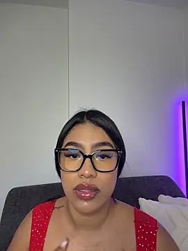 Pokazy przed kamerką – Sara_mocca_