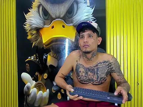 Winsord_Bigcock Webcam-Show