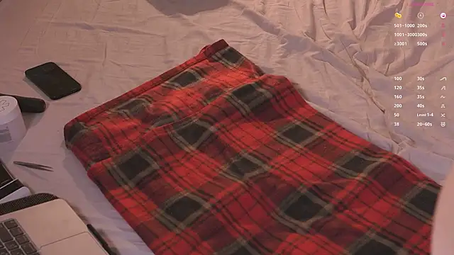 Ffoxyflame's Live XXX Chat