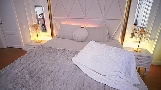 Chatroom XXX en direct de GraceCandy