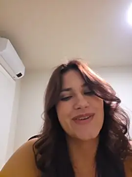 دردشة MiaRides19 الجنسية المباشرة