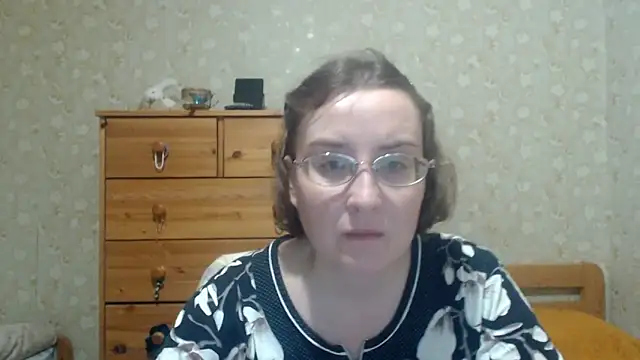 XXX chat uživo modela Smart_Rose