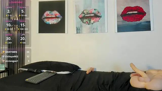 Chat XXX ao vivo de ainaah_