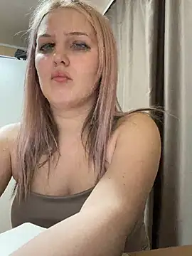 keeeessyyy: онлайн-секс-чат