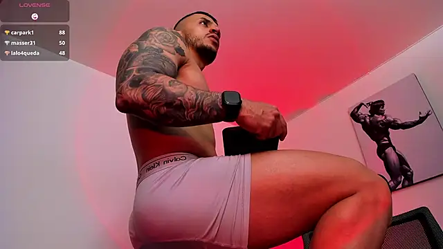 แชท XXX สดของ LiamReigns_