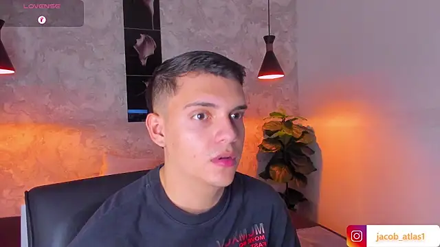 ian_jacob: онлайн-секс-чат