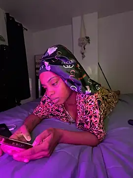 TheRealOshunQueen: вебкам-шоу