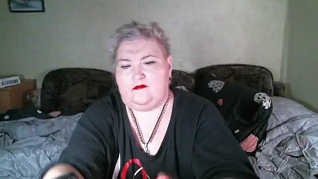 Chat +18 de Lana555 ao vivo