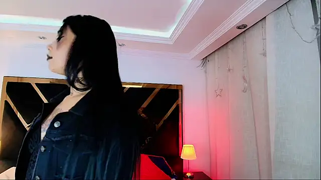 SusanVilla's Live XXX Chat